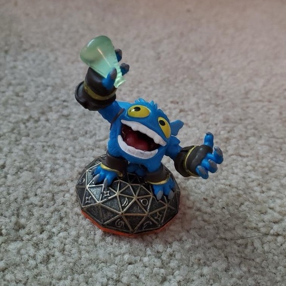 Skylanders Swapforce game and figures for the Nintendo Wii - Picture 4 of 13